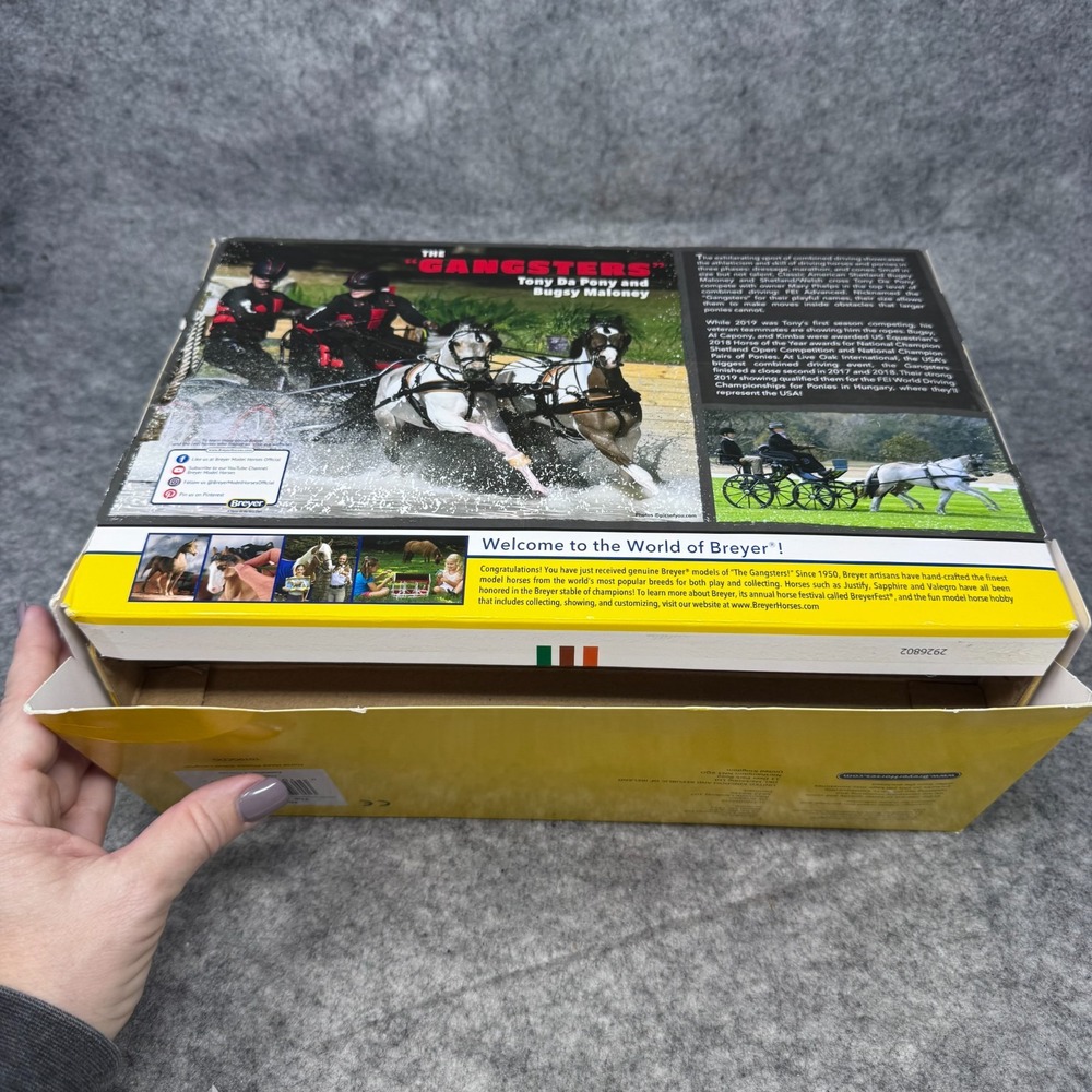 Reeves BREYER The Gangsters #1822 Set Tony Da Pony and Bugsy Maloney 2020 - Picture 8 of 10